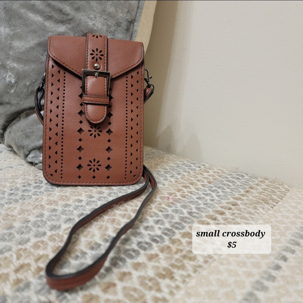 Small crossbody